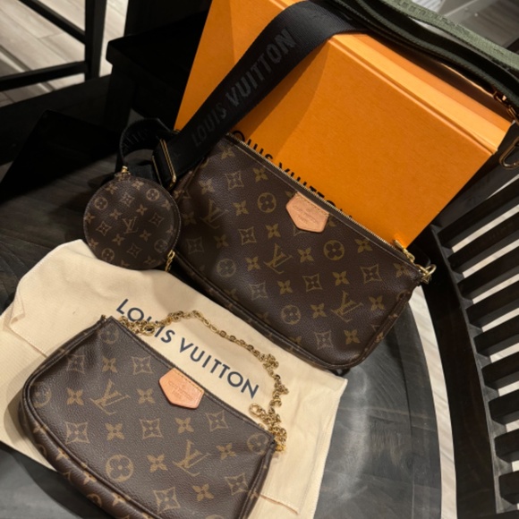 AUTHENTIC LV MULTI POCHETTE W 2 STRAPS - Picture 2 of 2